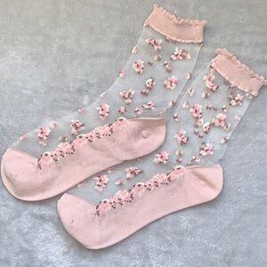 NEW- URBAN OUTFITTERS Pink Floral Sheer Socks